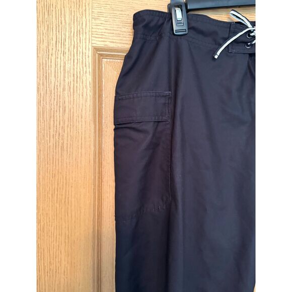 DC Men's Black and White Swim Shorts Trunks Size 38 - Picture 9 of 12